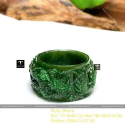 Nhẫn Ngọc bích Canada chạm Song Long tinh xảo, bản 20mm Nhẫn Ngọc bích Canada chạm Song Long tinh xảo, bản 20mm