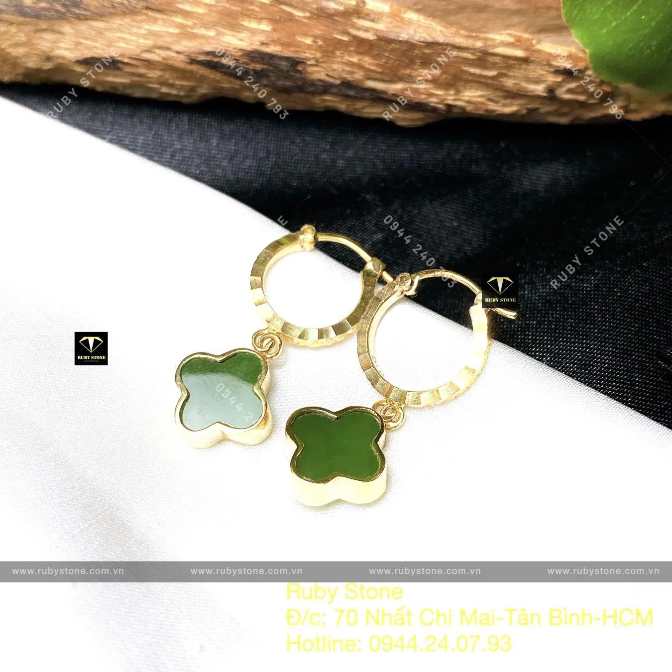 Khuyên tai cỏ bốn cánh Ngọc bích Canada, vàng 18k Khuyên tai cỏ bốn cánh Ngọc bích Canada, vàng 18k - Ảnh 5