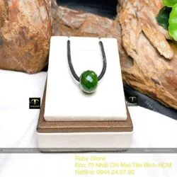 Charm Ngọc bích Canada xanh lá mài giác (facet)