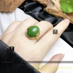 Nhẫn Ngọc bích Canada, vàng 18k, kim cương thiên nhiên