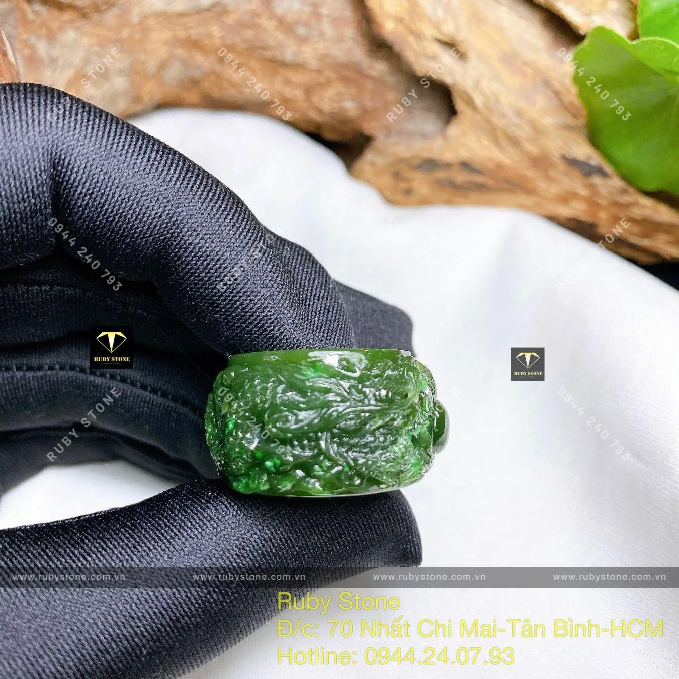 Nhẫn Ngọc bích Canada chạm Song Long tinh xảo, bản 20mm Nhẫn Ngọc bích Canada chạm Song Long tinh xảo, bản 20mm - Ảnh 11