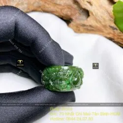 Nhẫn Ngọc bích Canada chạm Song Long tinh xảo, bản 20mm Nhẫn Ngọc bích Canada chạm Song Long tinh xảo, bản 20mm