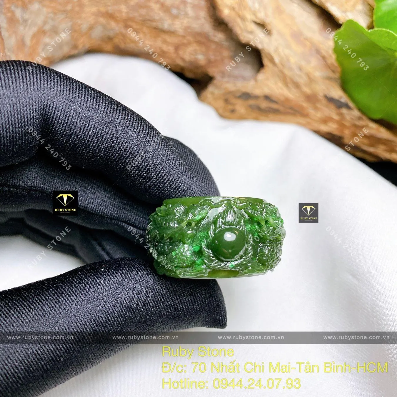 Nhẫn Ngọc bích Canada chạm Song Long tinh xảo, bản 20mm Nhẫn Ngọc bích Canada chạm Song Long tinh xảo, bản 20mm - Ảnh 13