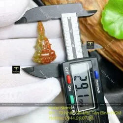 Phật Quan Thế Âm Bồ Tát Cẩm thạch huyết, KT 29mm - Hình ảnh 6