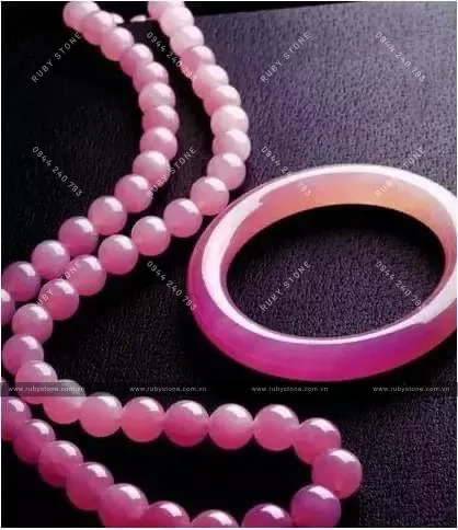Các cấp độ màu tím của Jadeite jade