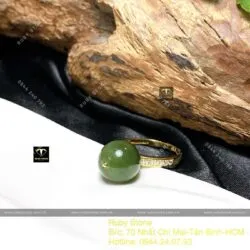 Nhẫn trái châu 12 ly ngọc bích Canada, vàng 18k - Hình ảnh 4