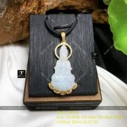 Mặt phật Quán Thế Âm Bồ Tát ngọc cẩm thạch, KT 42mm, vàng 18k - Ảnh 2