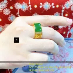 Nhẫn yên ngựa ngọc bích Canada xanh lá, vàng 18k - Ảnh 6