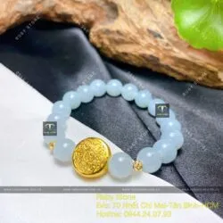 Vòng tay ngọc Cẩm thạch lam nếp băng 8 ly, mix charm vàng 24k - Hình ảnh 2