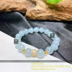 Vòng ngọc Cẩm thạch lam nếp băng 8 ly, mix bi vàng 18k - Hình ảnh 4