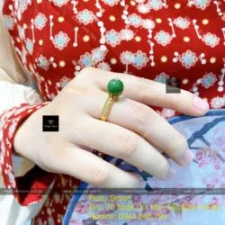 Nhẫn trái châu ngọc bích Canada, vàng 18k