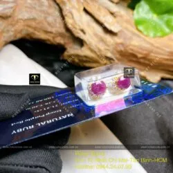 Khuyên tai Ruby Nam Phi mài giác, vàng 18k, đít vặn - Hình ảnh 2