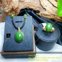 Bộ trang sức Ngoc Bích Canada lên vàng 18k - Ảnh 3