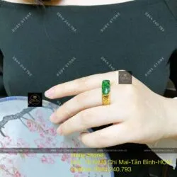 Nhẫn yên ngựa ngọc Cẩm thạch, vàng 18k - Hình ảnh 8