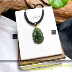 Phật bản mệnh Ngọc bích Canada, vàng 18k, KT 20mm - Hình ảnh 3