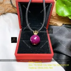 Mặt dây chuyền trái châu Ruby Nam Phi, vàng 18k
