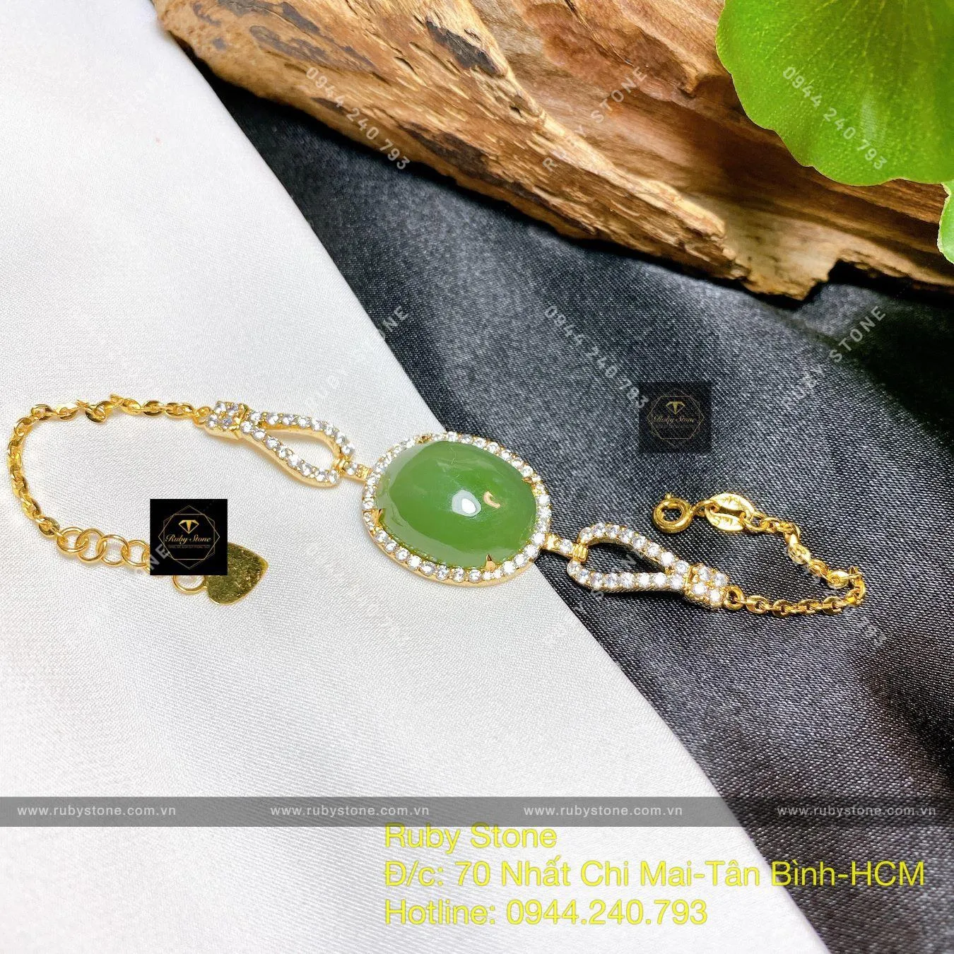 Lắc tay Oval ngọc bích Nga, vàng 18k Lắc tay Oval ngọc bích Nga, vàng 18k - Ảnh 3