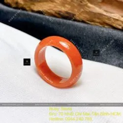 Nhẫn ngọc cẩm thạch Hồng phỉ bản tròn 6,3 ly - Hình ảnh 2