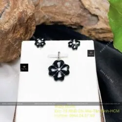 Bộ trang sức cỏ bốn cánh Phỉ thuý mực dục, vàng 18k, kim cương thiên nhiên - Ảnh 7