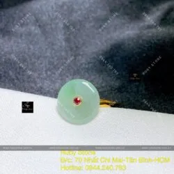 Nhẫn đồng điếu ngọc cẩm thạch, vàng 18k - Hình ảnh 2