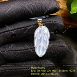 Mặt dây chiếc lá Phỉ thúy băng ngọc, KT 30mm, móc vàng 18k