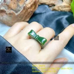 Nhẫn nơ Ngọc bích Canada nguyên khối (gia công theo ni tay) - Ảnh 7