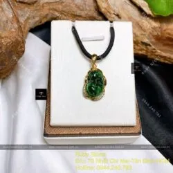 Mặt dây tỳ hưu ngọc Cẩm thạch A, vàng 18k