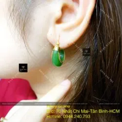 Khuyên tai ngọc bích Canada xanh lá, vàng 18k