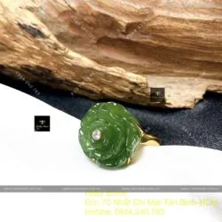 Nhẫn hoa mẫu đơn Ngọc bích xanh lá, vàng 18k - Ảnh 5