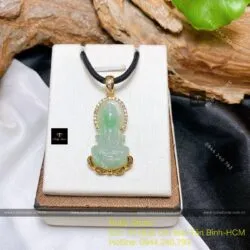 Phật Quán Thế Âm Bồ Tát ngọc Cẩm thạch, KT 38mm, vàng 18k - Hình ảnh 2