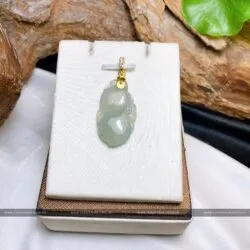 Mặt dây chuyền ngọc bội Cẩm thạch, móc vàng 18k - Ảnh 3