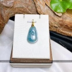 Mặt dây chuyền ngọc bội Lam ngọc, móc vàng 18k