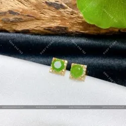 Khuyên tai Ngọc Bích xanh lá mài giác, vàng 18k (đít đẩy) Khuyên tai Ngọc Bích xanh lá mài giác, vàng 18k (đít đẩy)