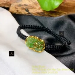 Tỳ hưu ngọc bích Canada xanh lá, vàng 18k Tỳ hưu ngọc bích Canada xanh lá, vàng 18k