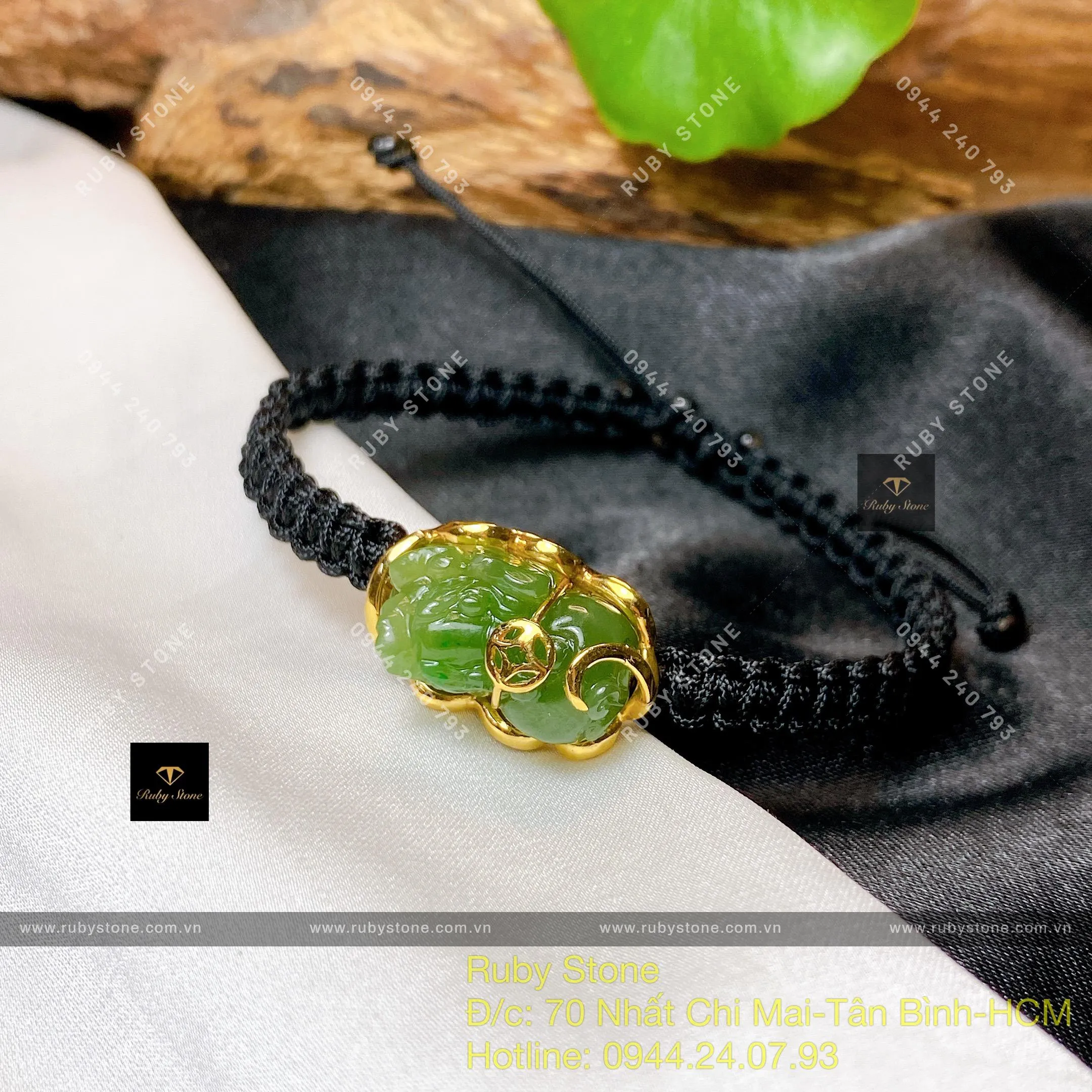 Tỳ hưu ngọc bích Canada xanh lá, vàng 18k Tỳ hưu ngọc bích Canada xanh lá, vàng 18k - Ảnh 7