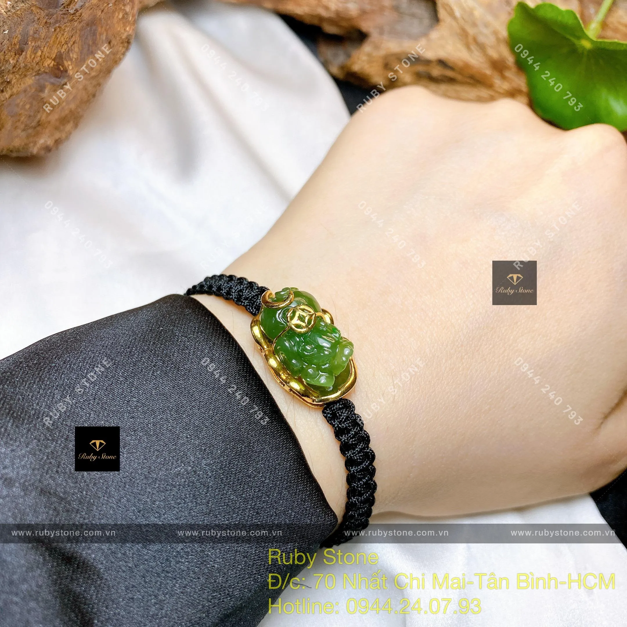 Tỳ hưu ngọc bích Canada xanh lá, vàng 18k Tỳ hưu ngọc bích Canada xanh lá, vàng 18k - Ảnh 2