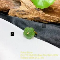 Nhẫn hoa mai Ngọc bích xanh lá, vàng 18k - Hình ảnh 3