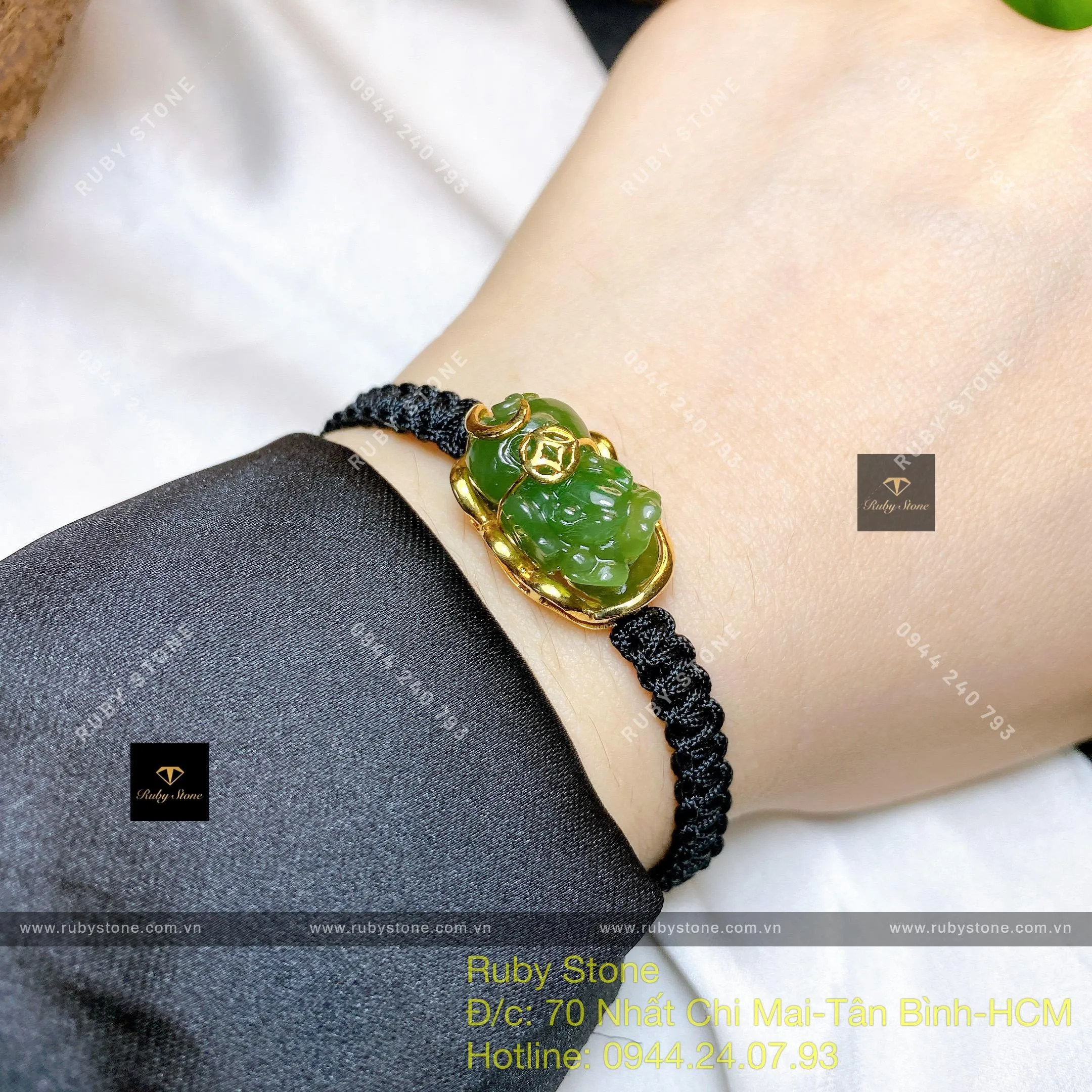 Tỳ hưu ngọc bích Canada xanh lá, vàng 18k Tỳ hưu ngọc bích Canada xanh lá, vàng 18k - Ảnh 4