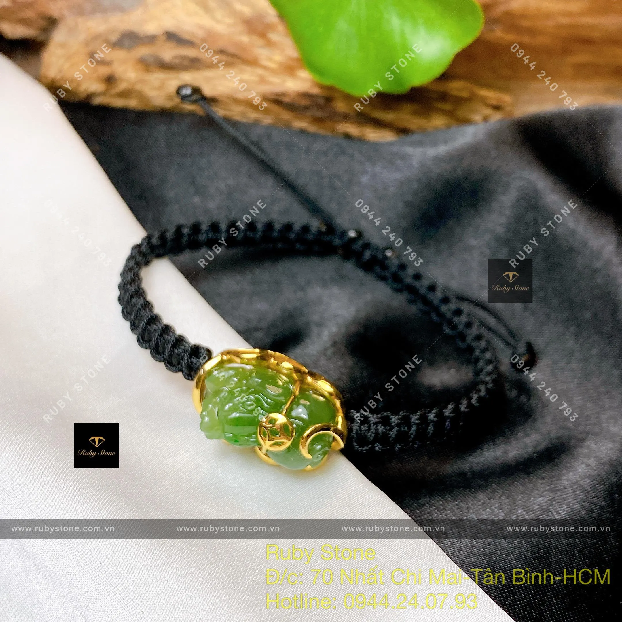 Tỳ hưu ngọc bích Canada xanh lá, vàng 18k Tỳ hưu ngọc bích Canada xanh lá, vàng 18k - Ảnh 5