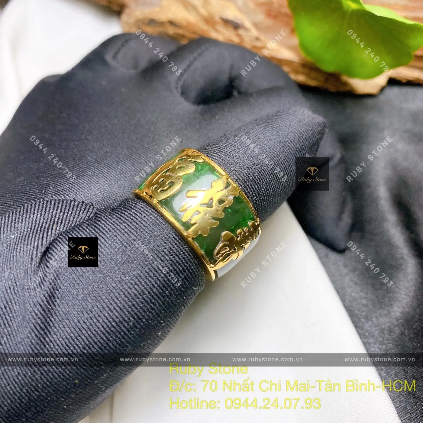 Nhẫn càn long Ngọc bích, khắc Phúc - Lộc - Thọ, vàng 18k Nhẫn càn long Ngọc bích, khắc Phúc - Lộc - Thọ, vàng 18k - Ảnh 9