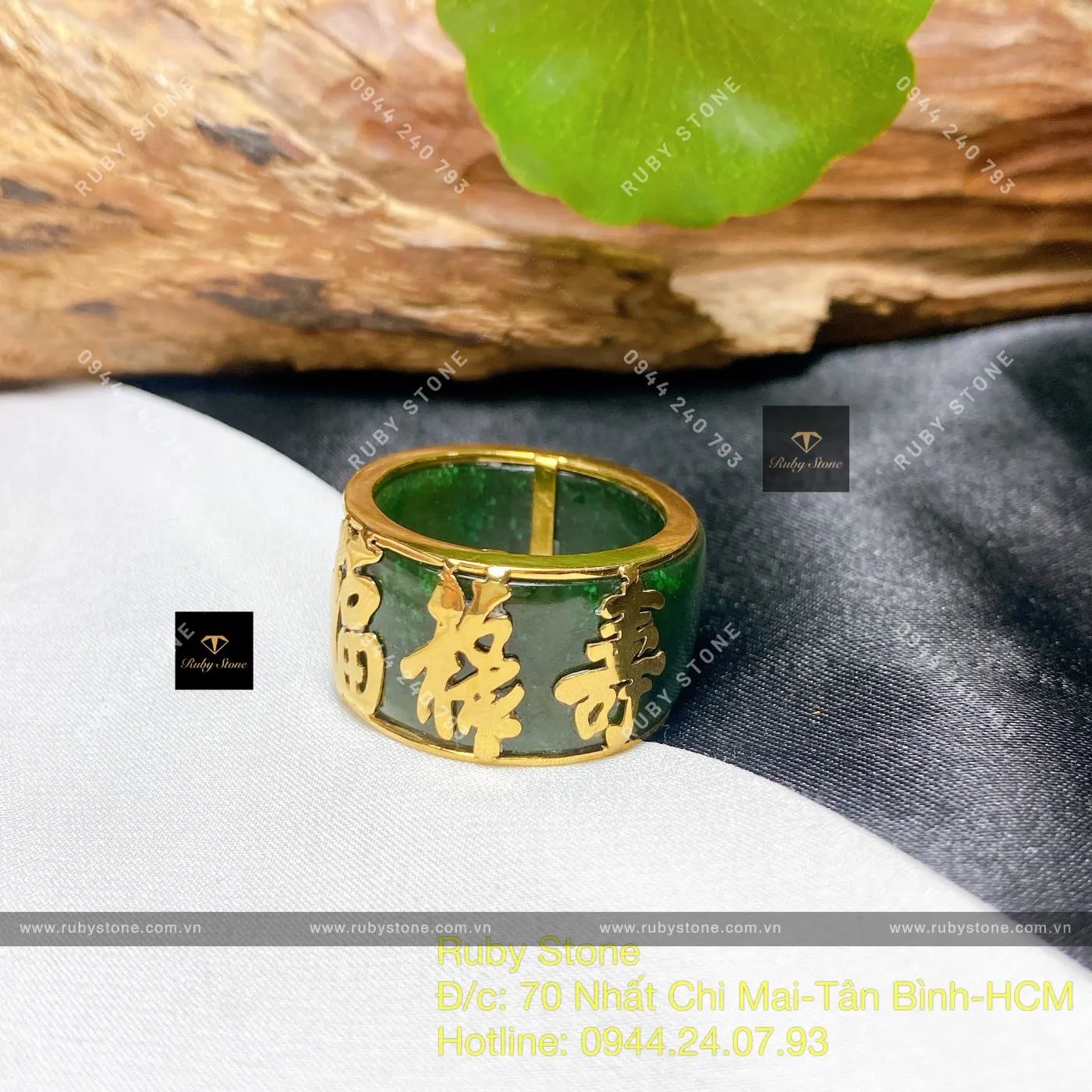 Nhẫn càn long Ngọc bích, khắc Phúc - Lộc - Thọ, vàng 18k Nhẫn càn long Ngọc bích, khắc Phúc - Lộc - Thọ, vàng 18k - Ảnh 4