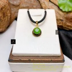 Mặt dây chuyền ngọc bích Canada mài giác 8 ly, vàng 18k - Ảnh 5