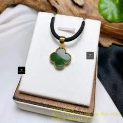 Bộ sản phẩm nhẫn và mặt dây cỏ 4 cánh Ngọc bích, vàng 18k - Ảnh 5