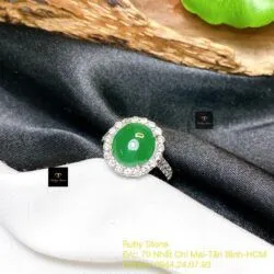 Nhẫn Phỉ thuý xanh táo, vàng trắng 18k (ko bọc đáy)