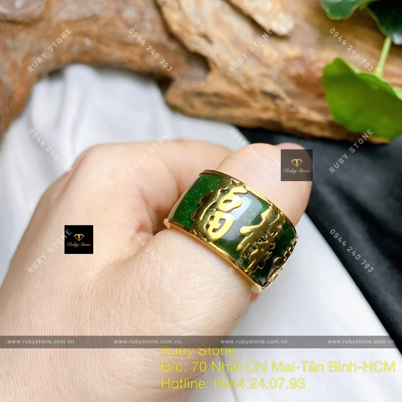 Nhẫn càn long Ngọc bích, khắc Phúc - Lộc - Thọ, vàng 18k Nhẫn càn long Ngọc bích, khắc Phúc - Lộc - Thọ, vàng 18k - Ảnh 5