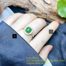 Nhẫn phỉ thuý Myanmar xanh táo, vàng 18k