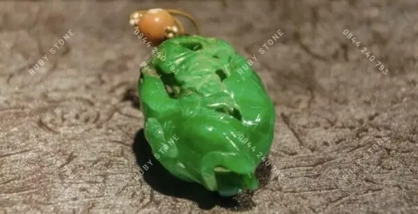 Không phải loại nào được gọi là "Ngọc" cũng đều là Jadeite! Một số điểm khác biệt mà bạn cần phải biết