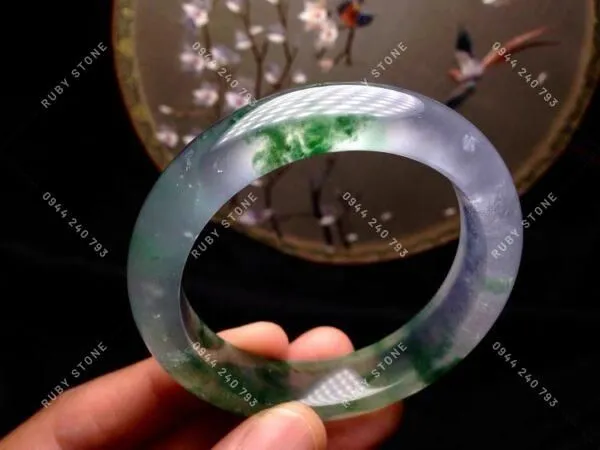 Phỉ Thuý Hoa Nổi (Hoa bay) là gì? Cách nhận biết phỉ thuý hoa bay và albite