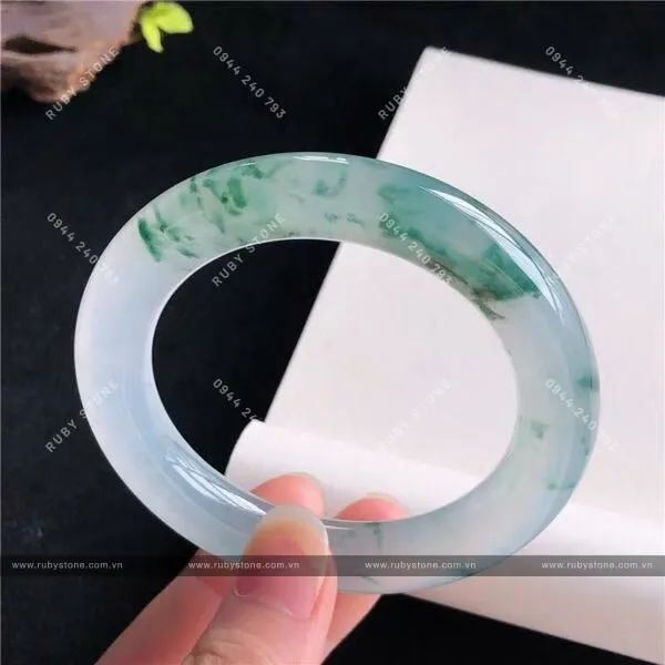 Phỉ Thuý Hoa Nổi (Hoa bay) là gì? Cách nhận biết phỉ thuý hoa bay và albite