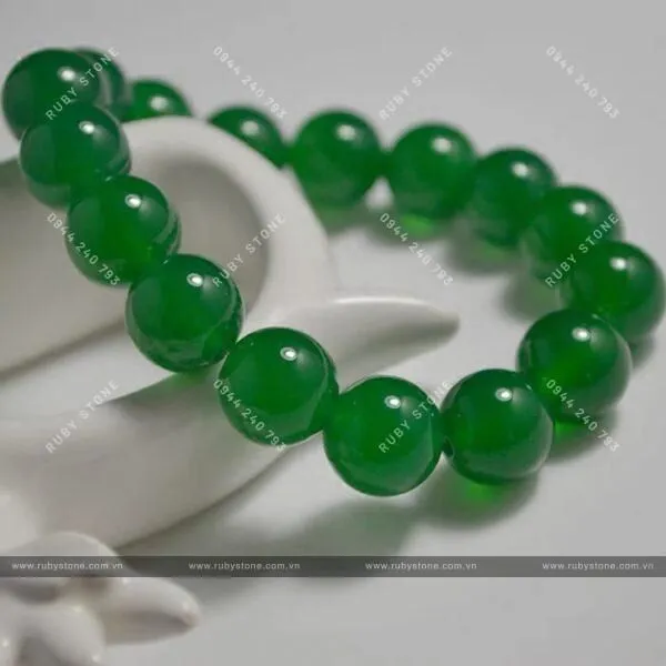Không phải loại nào được gọi là "Ngọc" cũng đều là Jadeite! Một số điểm khác biệt mà bạn cần phải biết